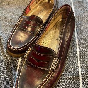Sperry penny loafer